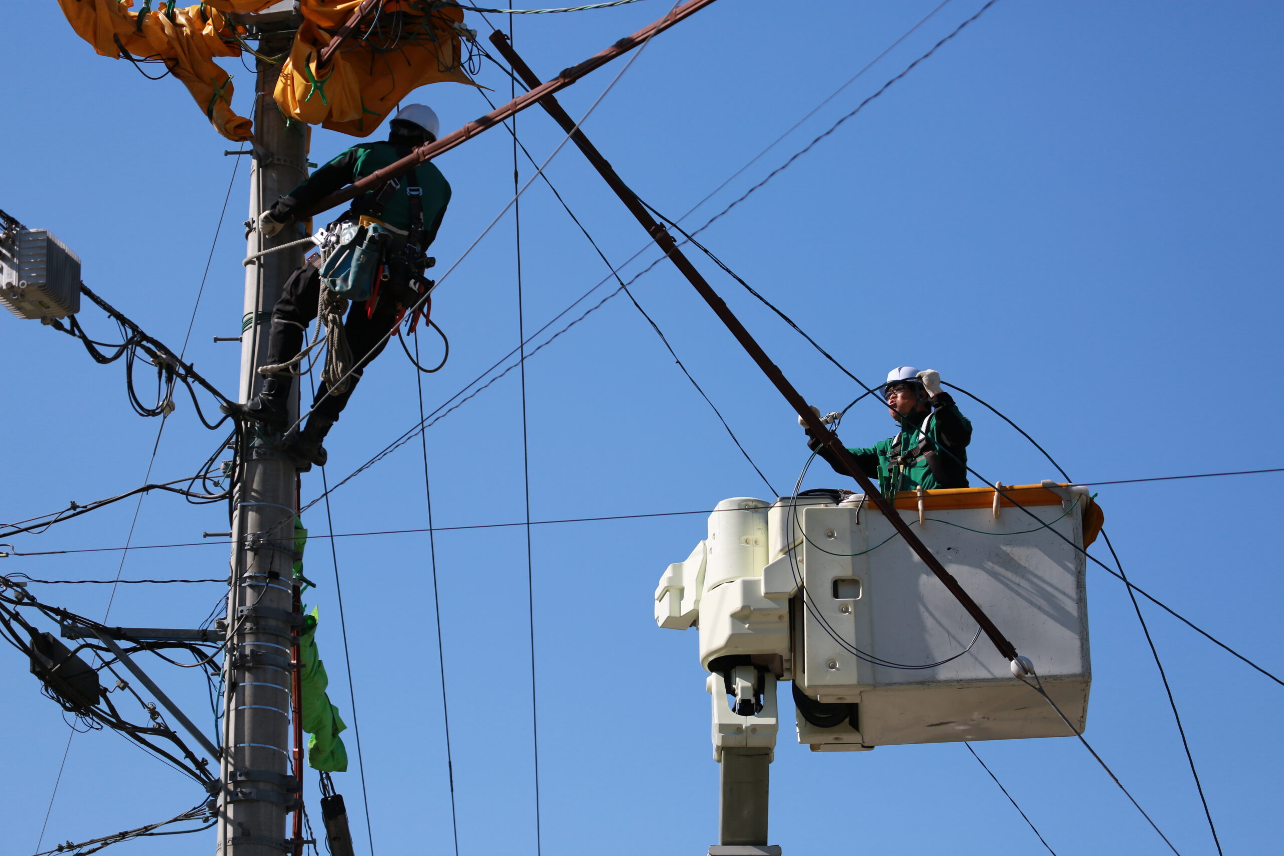 市内引込線・計器取替工事