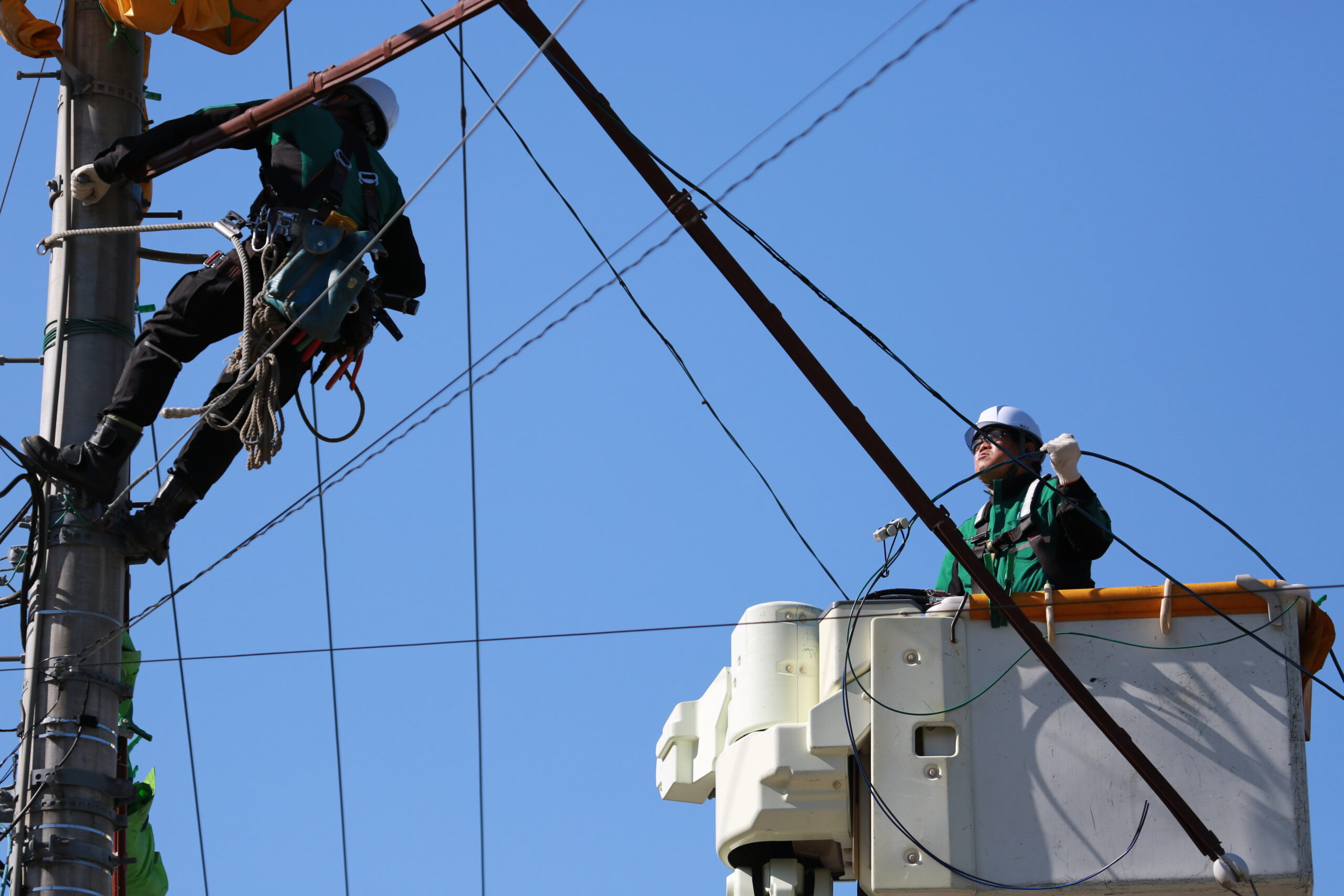 市内引込線・計器取替工事 施工写真2
