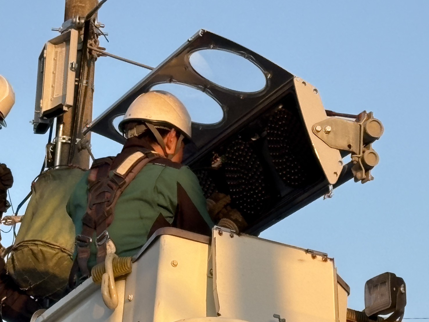 雷害に依る交通信号機の取替工事（宿毛自動車学校）